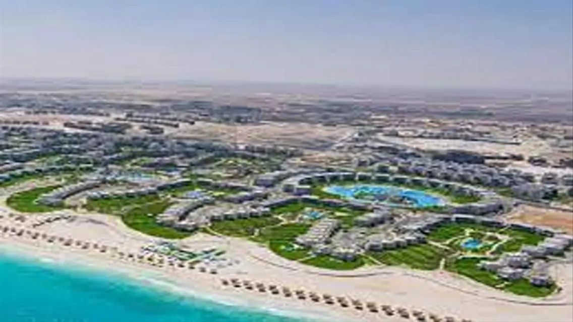 Luxury Villa on the Seashore in Amwaj