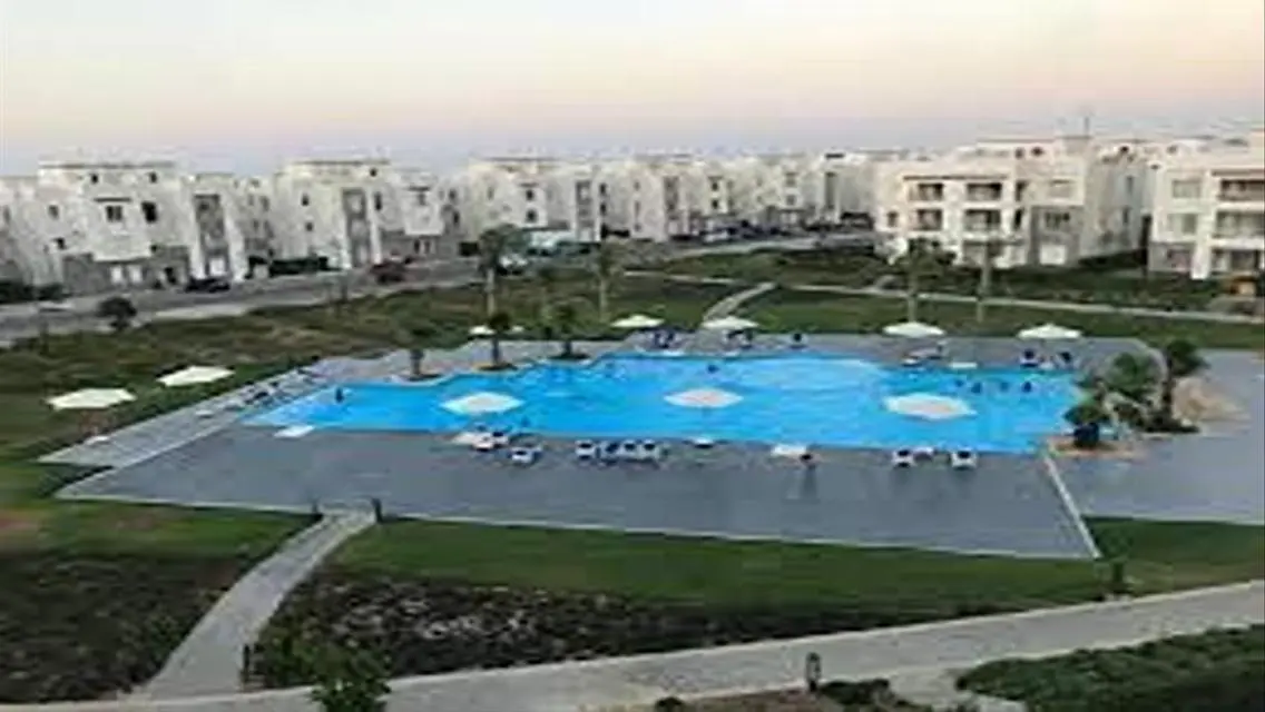 Luxury Villa on the Seashore in Amwaj
