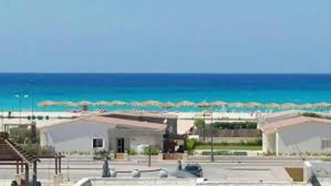 Luxury Villa on the Seashore in Amwaj