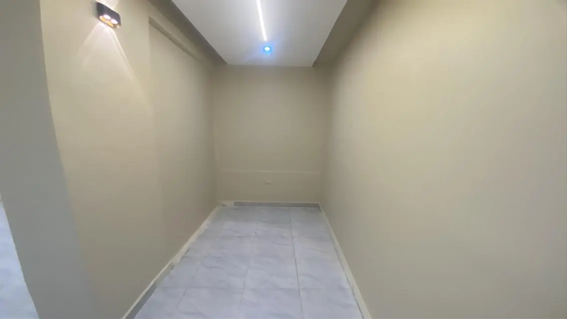 شقة فاخرة للبيع في موقع متميز