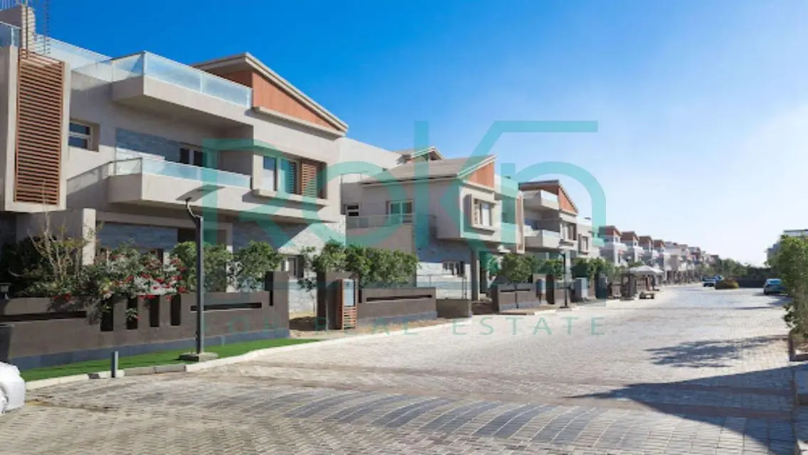 Apartment for Sale with Security Guard