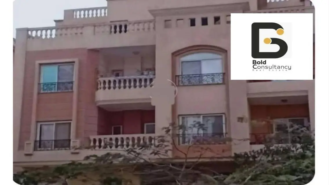 Luxury Apartment with Balcony and Private Garden