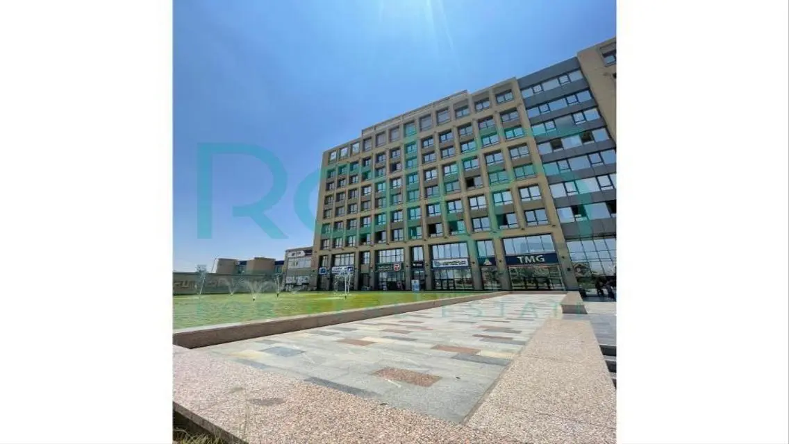 Luxury 4-Room Apartment in a Prime Location