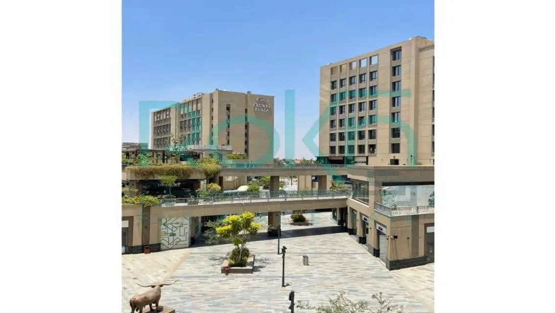 Luxury 4-Room Apartment in a Prime Location