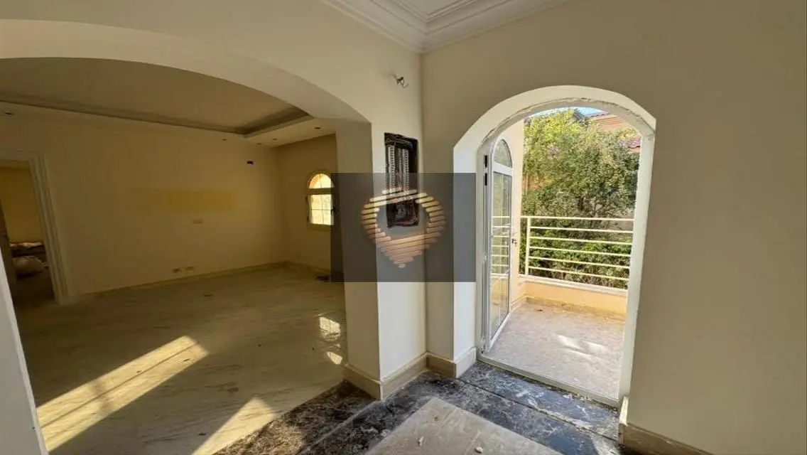 Luxury Villa with Complete Amenities in Prime Location