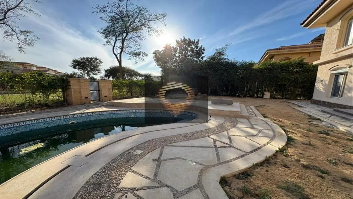 Luxury Villa with Complete Amenities in Prime Location