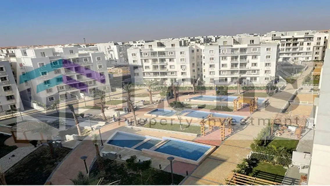 Semi-Finished Apartment with 170 sqm in Jay City