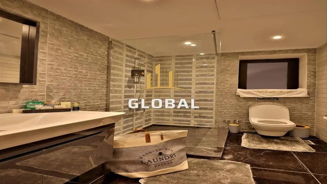 Luxury Apartment for Rent at Code Lake 311 with Stunning View