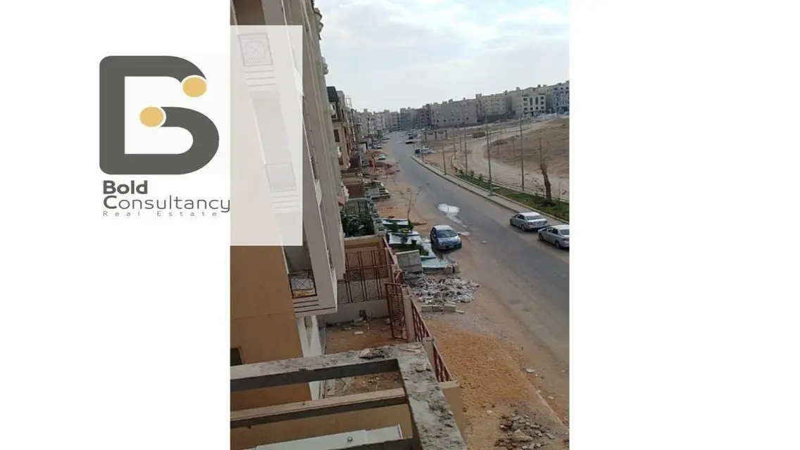 شقة فاخرة مع شرفة في قلب المدينة