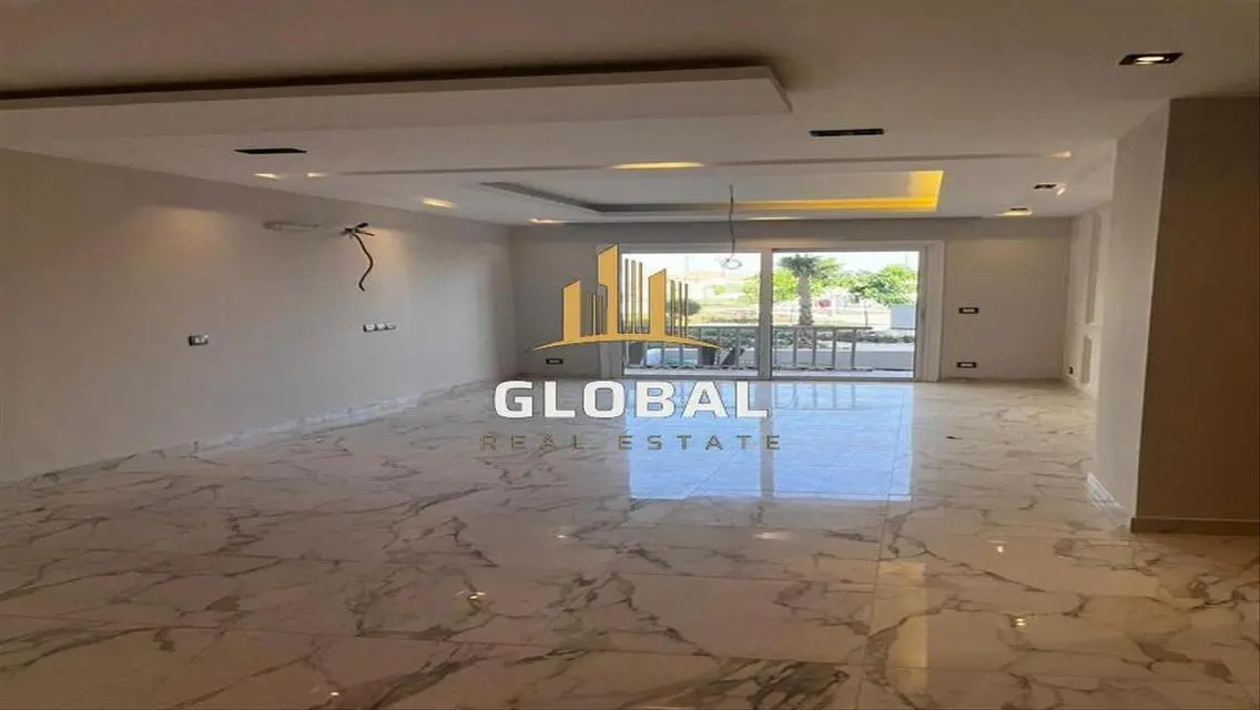 شقة فاخرة في هايد بارك - كود: 213-135-352