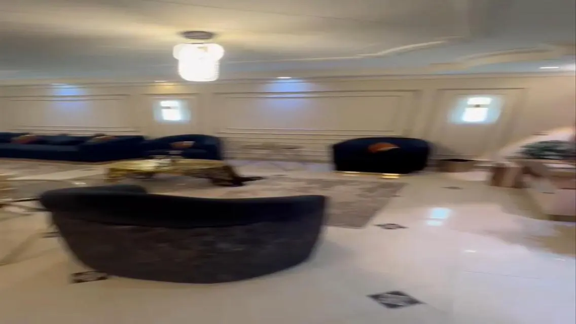 Luxury Apartment with Spacious Layout and Fantastic Amenities in Prime Location