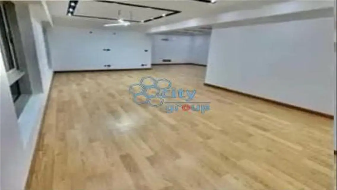 شقة حديثة في قلب المدينة بسعر مغري