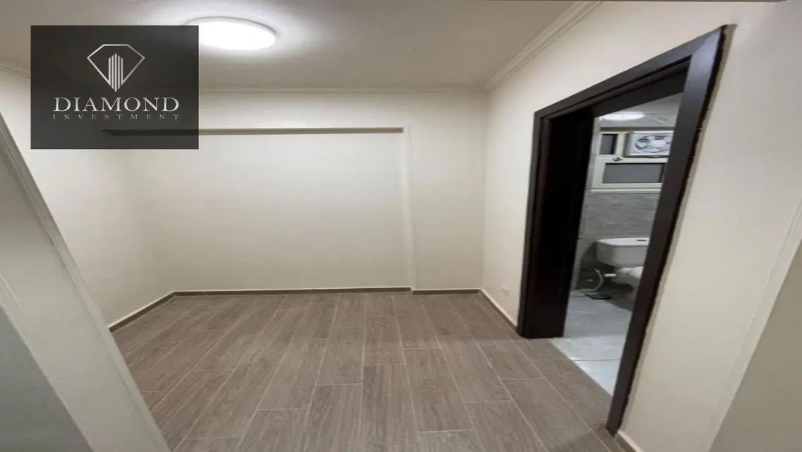 Luxury Apartment for Sale by the Lakes