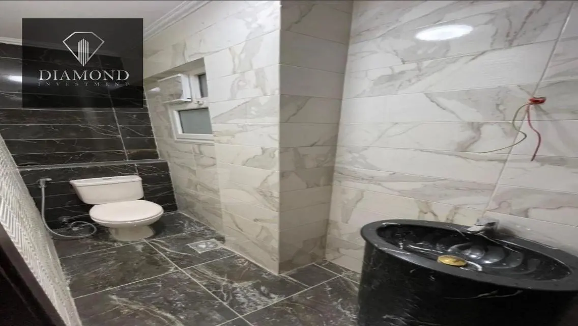Luxury Apartment for Sale by the Lakes