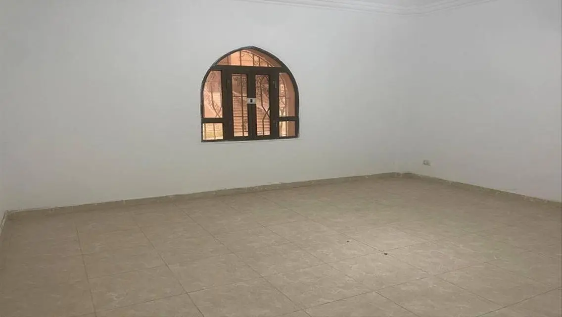 شقة فاخرة 3 غرف نوم للإيجار