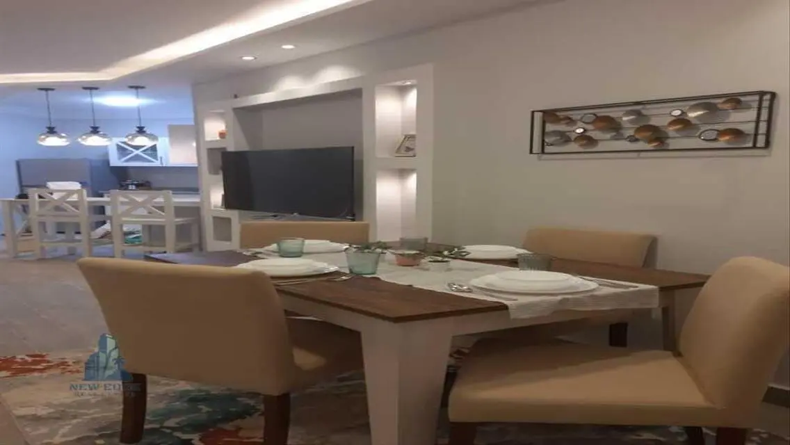 Luxury Apartment with Spacious Private Garden