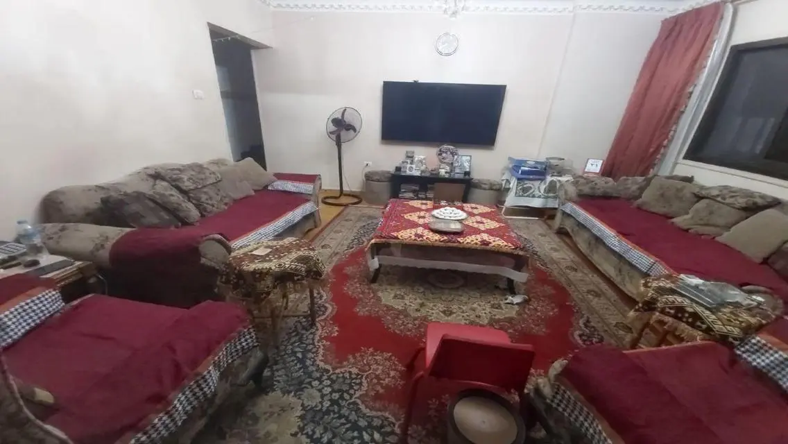 شقة فاخرة للبيع في موقع متميز