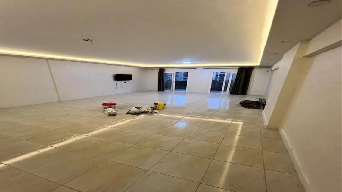 Stunning Apartment for Rent - 162 sqm with Balcony and Premium Amenities