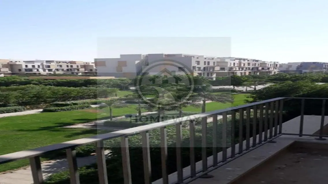 شقة فاخرة للبيع بمساحة 80000 متر مربع