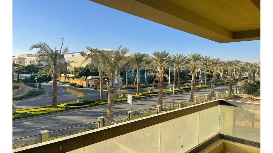 شقة رائعة للبيع في قلب المدينة