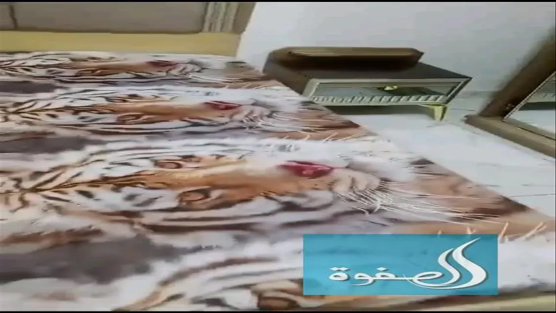 شقة فاخرة للإيجار بـ 17000 جنيهاً مع شرفة