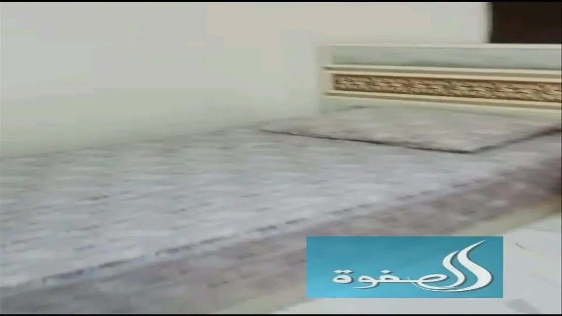 شقة فاخرة للإيجار بـ 17000 جنيهاً مع شرفة