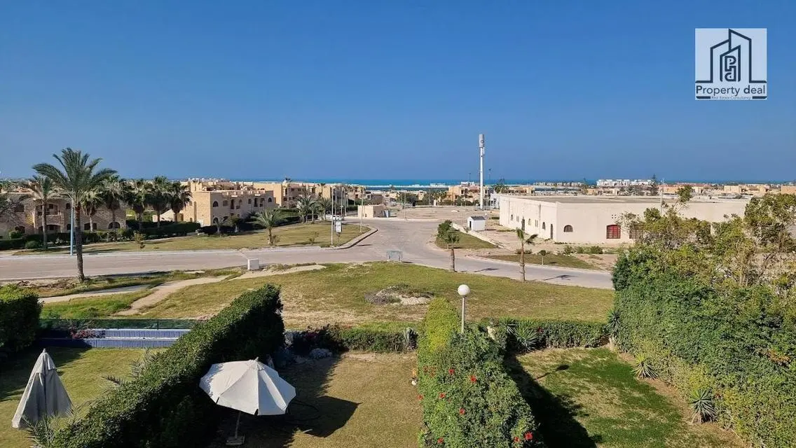 فرصة استثمارية ممتازة - بيت شاطئ خاص