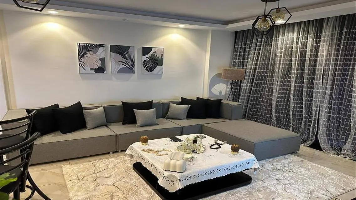 Stunning Apartment in East Hub – Shopping and Relaxation at Your Doorstep