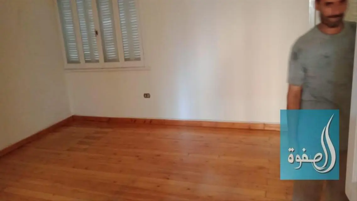 Apartment for Sale: 32 Square Meters in a Prime Location