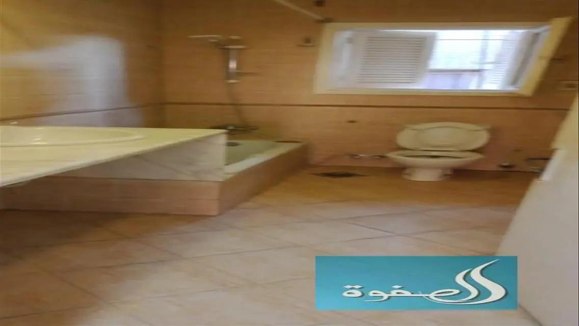 Apartment for Sale: 32 Square Meters in a Prime Location