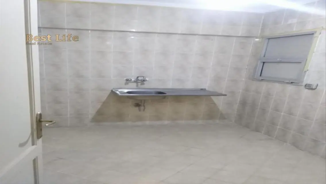 Stunning Lakeside Apartment for Rent at a Great Price