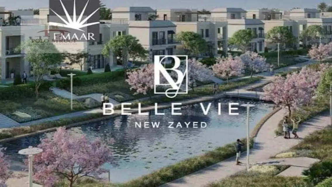 Luxury Villa for Sale with Spacious Area, Private Garden, and Pool