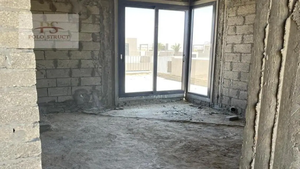 فيلا فاخرة للبيع بمساحة واسعة مع مرافق مميزة