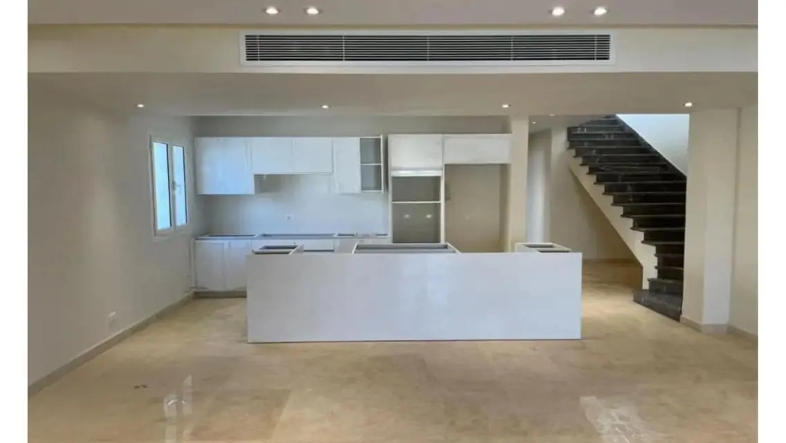 Mountainview Apartment – 4 Bedrooms and 3 Bathrooms