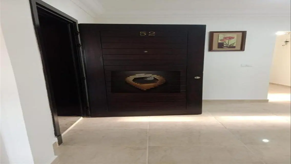 Luxury Apartment 165-B10 with 318 Square Meters