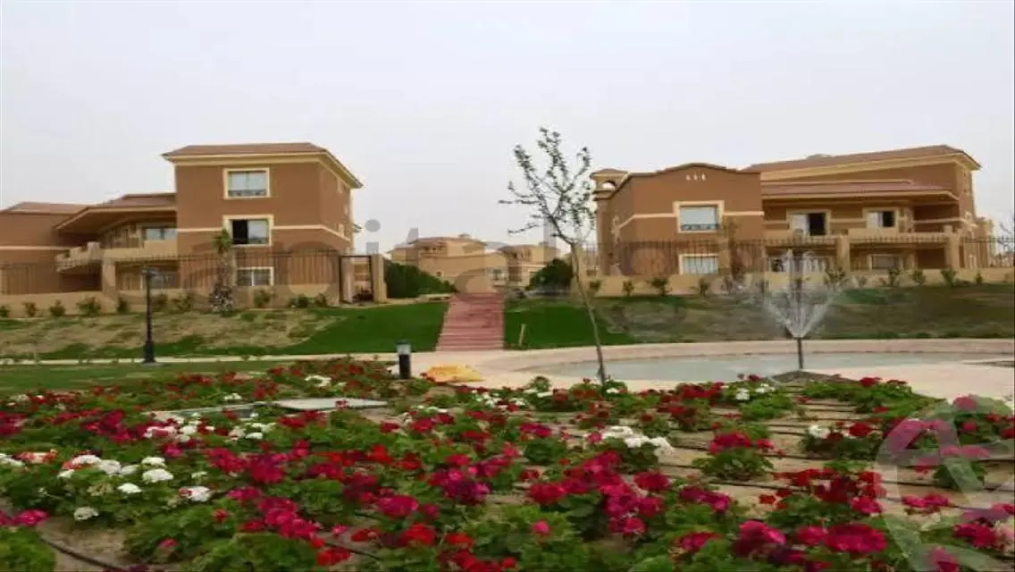 Luxurious Apartment with Private Garden in Prime Location