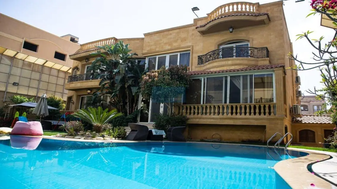 Luxurious Apartment for Rent - 1150 Sq M in Prime Location