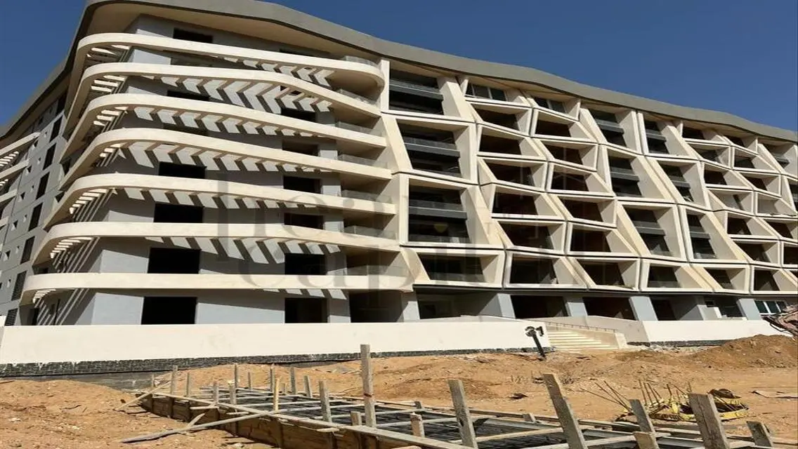 Luxury 3-Bedroom Apartment with Balcony and Shared Pool