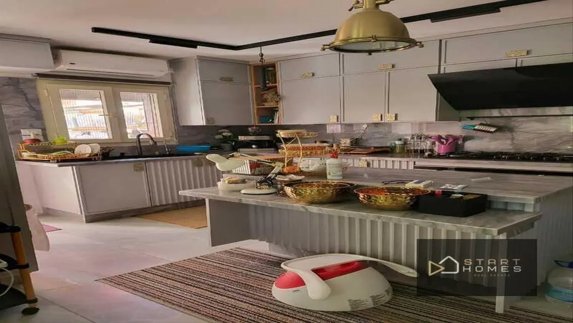 Luxury Apartment with Balcony and Security Guard in Prime Location