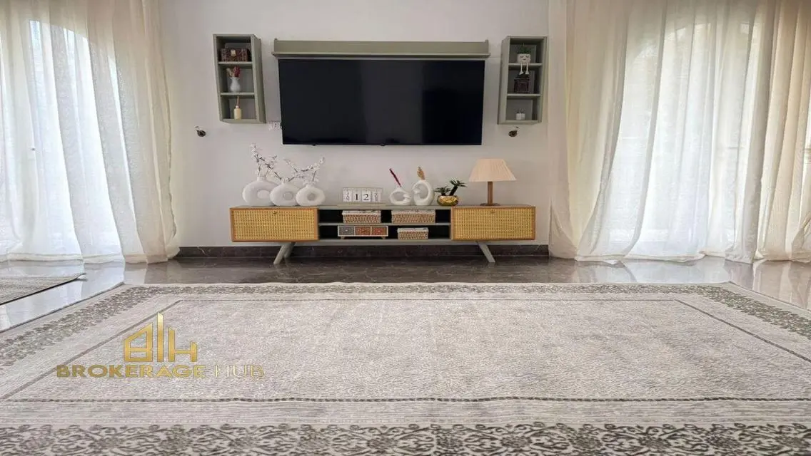 شقة مميزة للبيع في موقع رائع