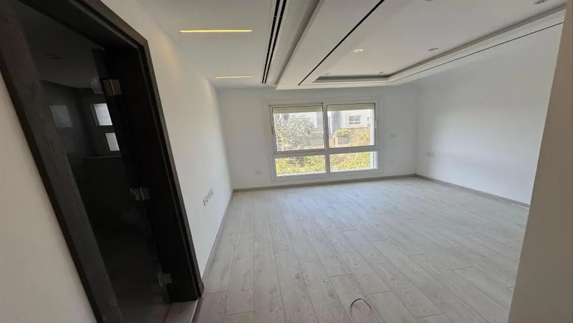 Luxury Property with Study Room for Sale
