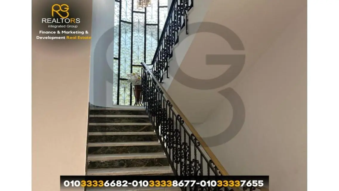 Luxurious 900 sqm Apartment with Premium Amenities