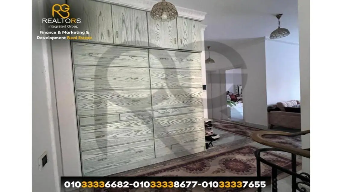 Luxurious 900 sqm Apartment with Premium Amenities