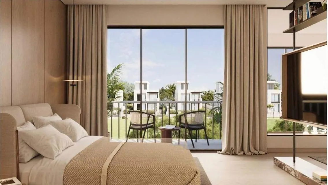 Luxury Apartment with Spacious Amenities
