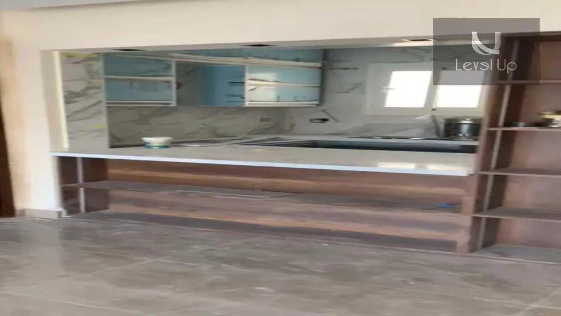 شقة للبيع بمساحة مريحة وبصورة خيالية