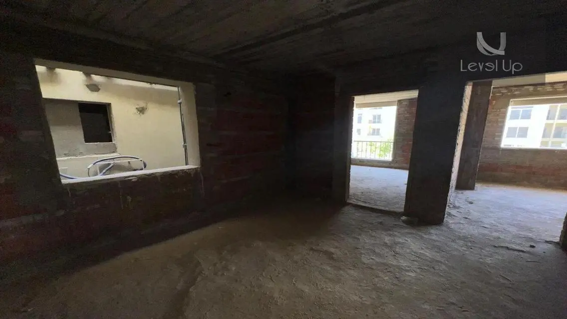 Luxury Apartment for Sale with Spacious Living