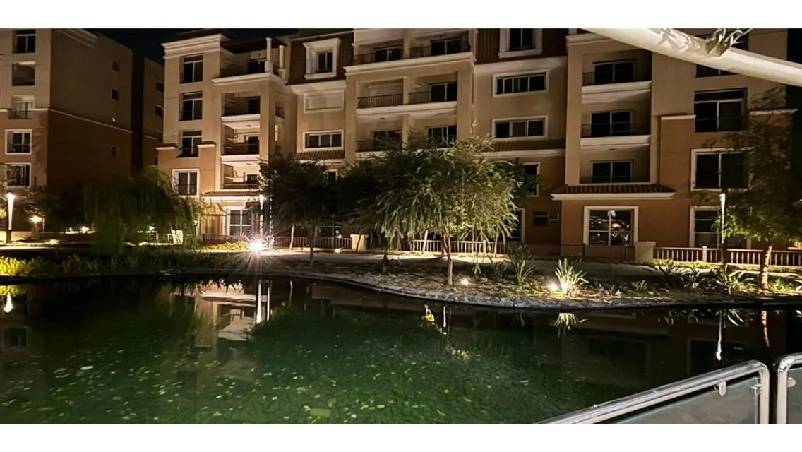 Luxury 3-Bedroom Apartment with Stunning Lake View