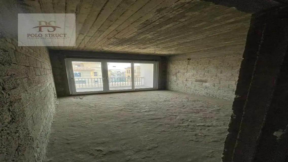 Luxury Villa 260 Meter in Premium Location