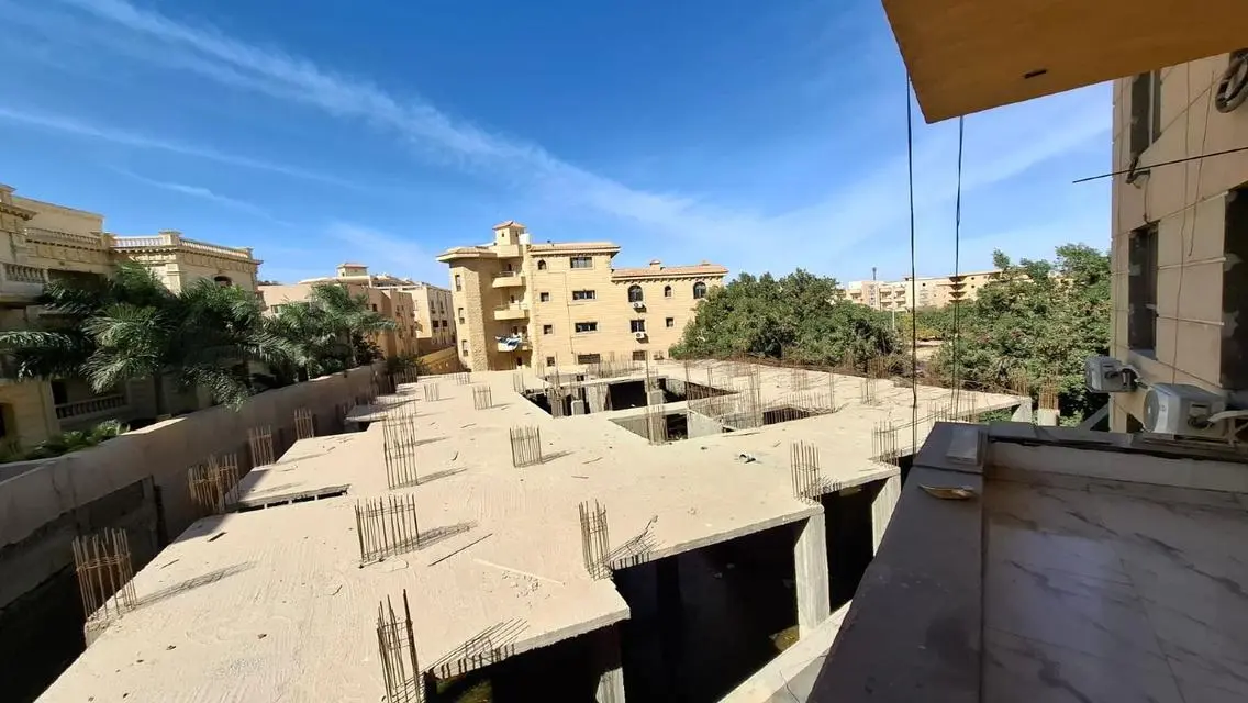 شقة فاخرة بجانب معلم رئيسي