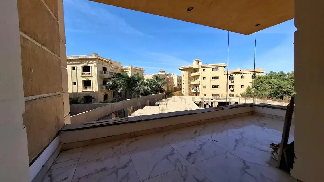 شقة فاخرة بجانب معلم رئيسي